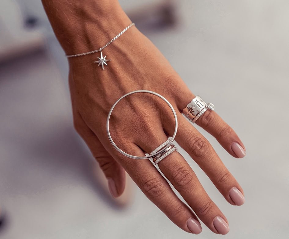 Armbänder